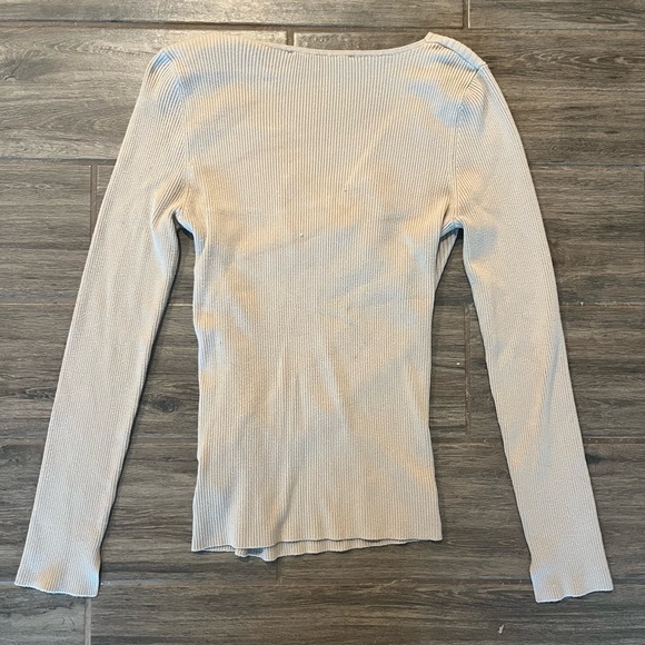 ASTR the label V-neck ribbed sweater - Picture 2 of 3